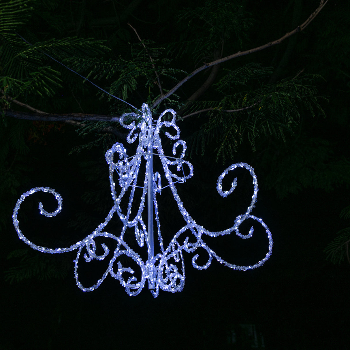 Stockholm Christmas Lights Motif 540 LED Acrylic Chandelier Cool White