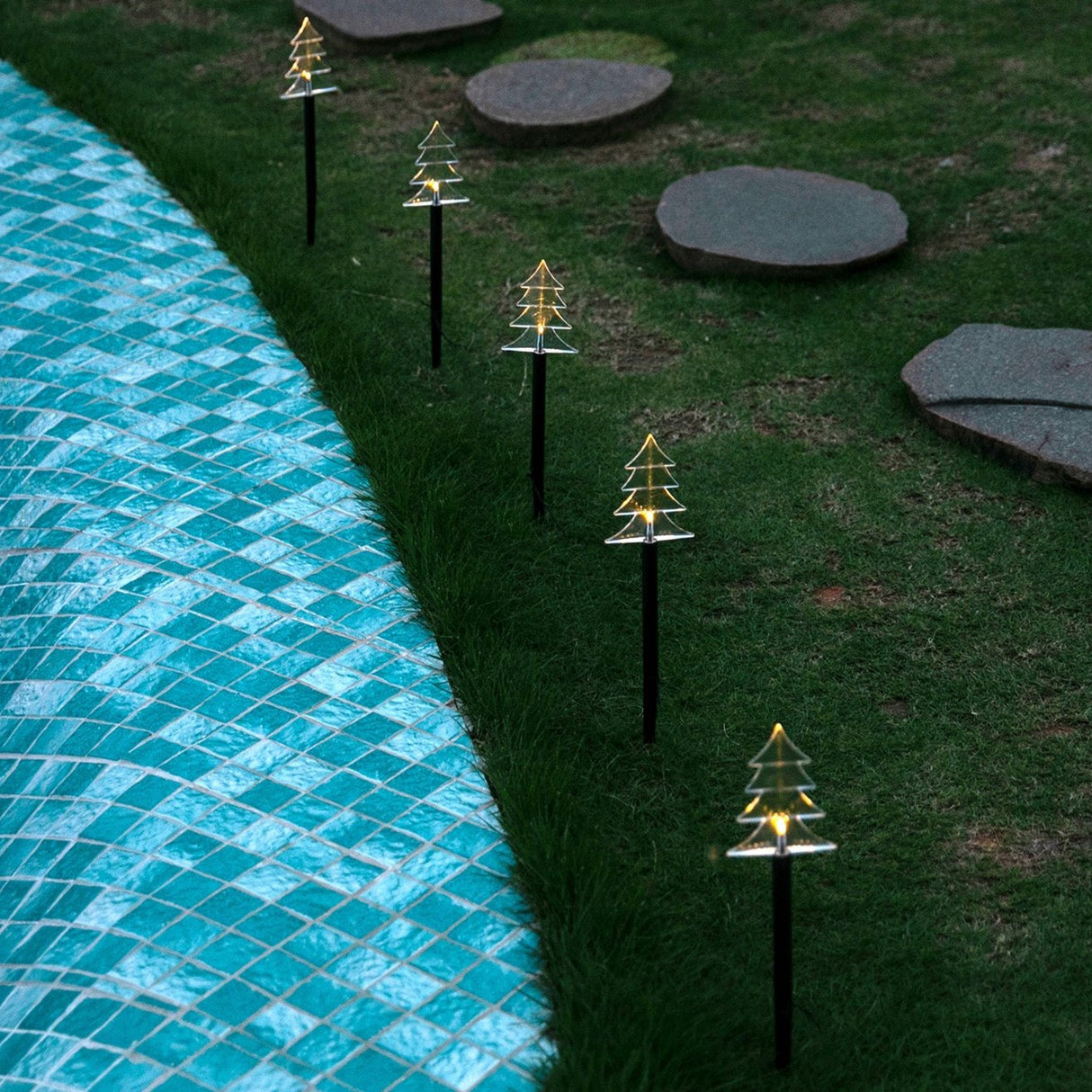 Stockholm Christmas Lights Solar Path LED Tree Warm White 5pc