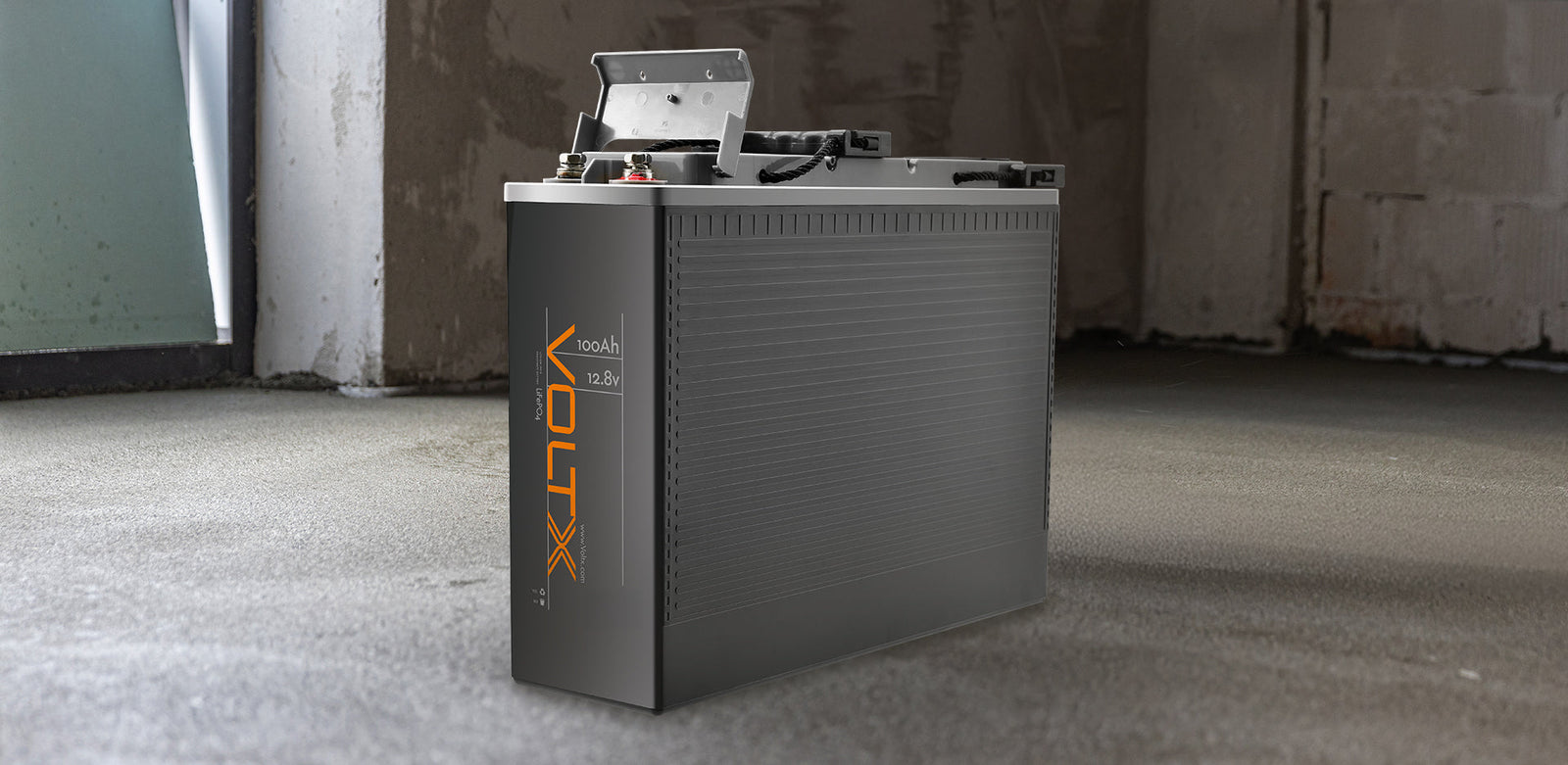 How Lithium and Lithium-Ion Batteries Differ and Why It Matters