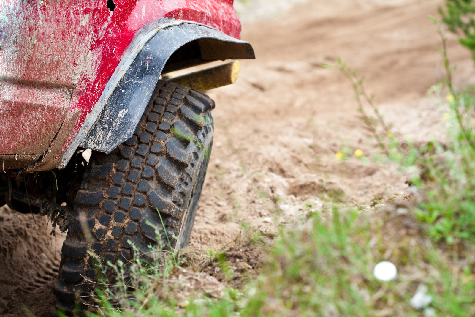 You Got Your 4WD Stuck in the Middle of Nowhere. What Now?